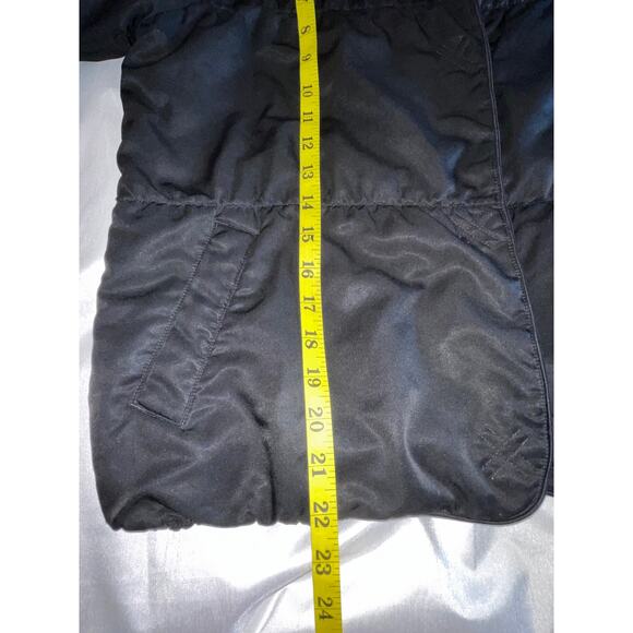 Puma Puffer Jacket - Size Women's S - Warm With Silky Feeling Fabric - Picture 11 of 11